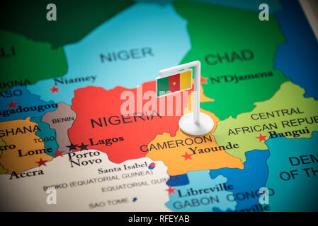 Camerun marcati con un contrassegno sulla mappa Foto Stock