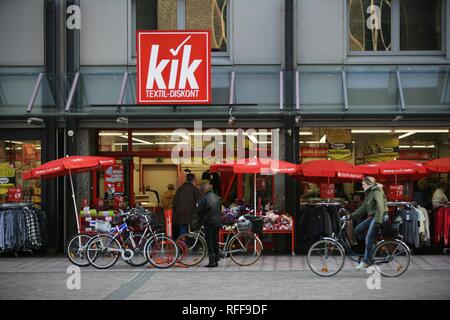 DEU, Germania, Bottrop : Negozio di moda KIK discount Foto Stock