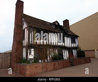 Vista dei vasai Cottage, Godric's Hollow, Warner Brothers Studio Tour, Leavesdon Foto Stock