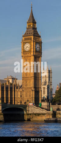 Il Big Ben e il Palazzo di Westminster Foto Stock