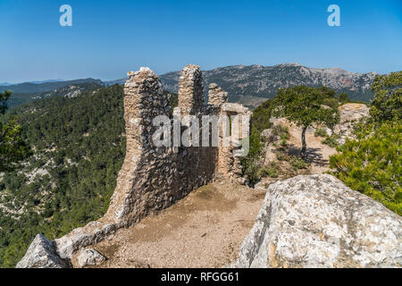 Burgruine Castell d'Alaro im Gebirge der Serra de Tramuntana, Mallorca, Balearen, Spanien | castello rovina Castell d'Alaro, Serra de Tramuntana mounta Foto Stock