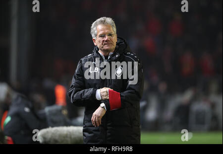 ANTWERPEN, Belgio - 25 Gennaio : Laszlo Boloni, allenatore di Anversa, durante la Jupiler Pro League Match Day 23 tra Royal Antwerp Fc e standard de Liege il 25 gennaio 2019 ad Anversa, Belgio. (Foto di Vincent Van Doornick/Isosport) Foto Stock