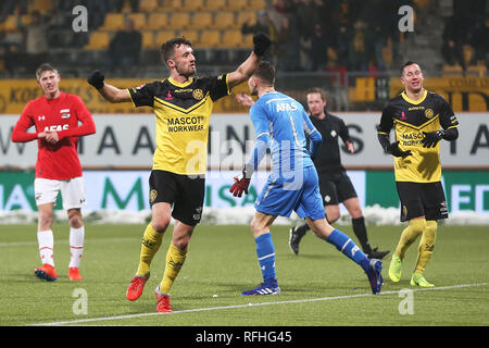 KERKRADE, Paesi Bassi, 25-01-2019, calcio, olandese Keuken Kampioen Divisie, Roda JC -jong AZ, Limburg Stadium, stagione 2018-2019, Roda JC Kerkrade player Remans Mart celebra il traguardo Foto Stock