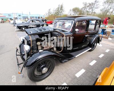 Austin Ascot 12slash4 (1935), Olandese di registrazione della licenza 81-TM-01 pic3. Foto Stock