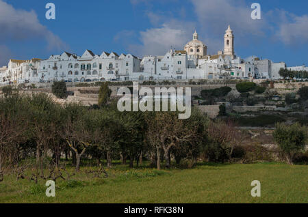 Locorotondo, puglia, Italia, la città bianca Foto Stock