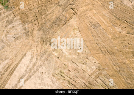 Sfondo di costruzione. antenna vista dall'alto del sito in costruzione con pronta plananti Foto Stock