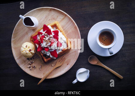 Waffle con gelato Foto Stock