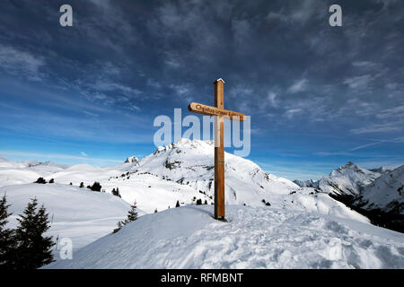 Vertice di croce vicino a Lech am Arlberg Foto Stock