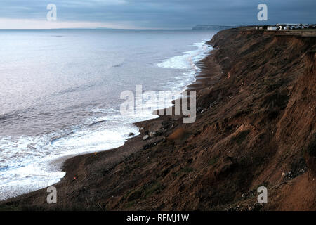 Le scogliere a Brighstone Bay, Isola di Wight Foto Stock