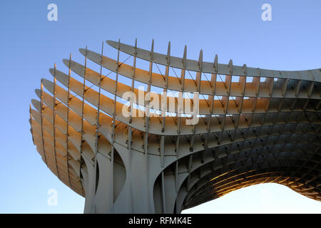Metropol Parasol tettoia a fungo Las Setas de la Encarnación Siviglia Spagna Foto Stock