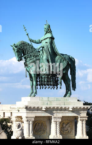 King st. Stephen memorial a Budapest Foto Stock