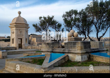 L'occhio orecchio Vedette torre di avvistamento in Senglea, Malta Foto Stock