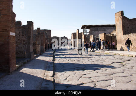 Pompei è un antica città sepolta nel 79 D.C. dall'eruzione del Vesuvio Foto Stock
