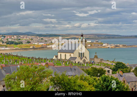 MACDUFF BANFSHIRE SCOZIA VISTA SU MACDUFF chiesa verso Banff e MORAY COAST Foto Stock