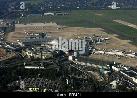 Dusseldorf Aeroporto internazionale di Duesseldorf, nella Renania settentrionale-Vestfalia, Germania Foto Stock