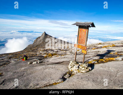 Mount Kinabalu picco, Malaysia Foto Stock