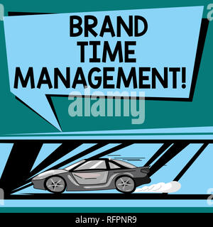 Segno di testo che mostra il tempo di marca di gestione. Foto concettuale aumentare il valore apparente di una linea di prodotto le ore di lavoro straordinario auto con movimento veloce icona e Exhau Foto Stock