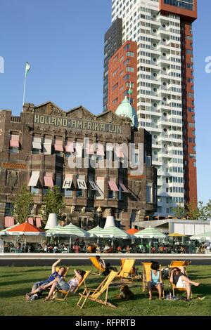 Edificio ex compagnia di navigazione Holland-Amerika-Lijn, oggi l'hotel New York, Rotterdam, Paesi Bassi Foto Stock