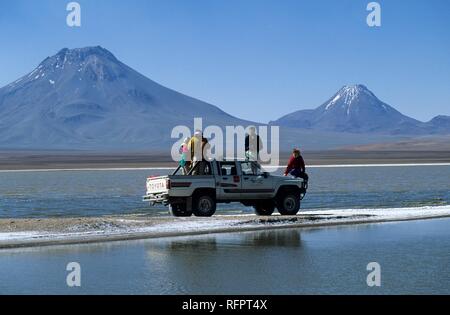 CHL, Cile, il Deserto di Atacama: Il deserto è transitabile solo con tutte le ruote di automobili. Foto Stock