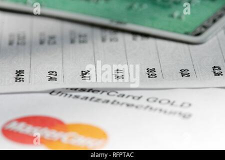 DEU, Germania : mensile carta di credito fattura. Simbolici economia foto Foto Stock