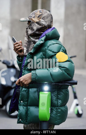 E-Scooter Limes a Parigi - Francia Foto Stock