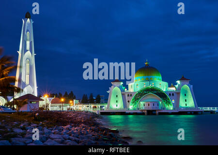 Selat Melaka moschea, Malacca, stato di Malacca, Malaysia, Asia sud-orientale, Asia Foto Stock