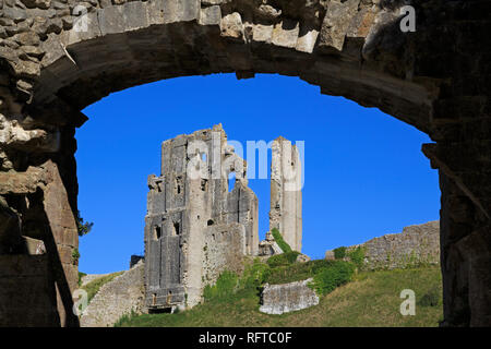 Gatehouse, Corfe Castle, Isle of Purbeck, Dorset, England, Regno Unito, Europa Foto Stock