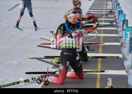 Lenzerheide, Svizzera. 26 gen, 2019. Ragnhild Femsteinevik durante il 2019 Biathlon IBU Cup femminile 10 km inseguimento concorrenza a Lenzerheide. Credito: Rolf Simeone/Alamy Live News Foto Stock