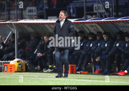 Rotterdam, Paesi Bassi. 26 gen, 2019. ROTTERDAM, 26-01-2019, calcio, stagione 2018/2019, Eredivisie, Van Donge en de Roo Stadium. Graafschap allenatore Henk de Jong durante il gioco Excelsior - de Graafschap. Credito: Pro scatti/Alamy Live News Foto Stock