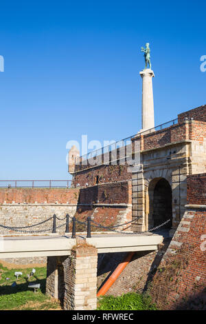 Victor Monumento alla Fortezza di Belgrado, Parco Kalemegdan, Belgrado, Serbia, Europa Foto Stock