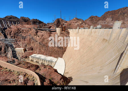 La diga di Hoover diga idroelettrica sul confine tra Nevada e Arizona negli Stati Uniti d'America Foto Stock