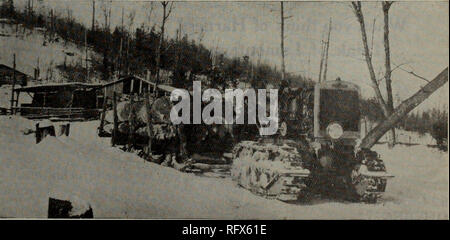 . Canadian Forest industries Gennaio-Giugno 1922. Macchinoso; le foreste e la silvicoltura; prodotti di foresta; polpa di legno Industria; legno industrie utilizzatrici. In aggiunta i trattori Monarch fornire potenza per il movimento serpeggiante, o per qualsiasi scopo per cui un stat- ionary motore è richiesto. Il giorno dentro ed il giorno fuori servizio rende i trattori Monarch economico per il trasporto del legname boschi. Il monarca dare tutto l'anno servizio  su neve o ghiaccio, in profonda sabbia o fango  per essi depongono le proprie tracce come andare  ampia catena di acciaio pedate che ottenere un passo sicuro su qualsiasi sur- faccia, e che non si abbassano anche alla luce- est terreno. In th Foto Stock