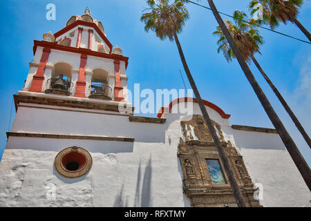 Tlaquepaque scenic chiese in un caratteristico centro storico della città Foto Stock