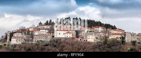 Stanjel, bel paesino in Slovenia Foto Stock