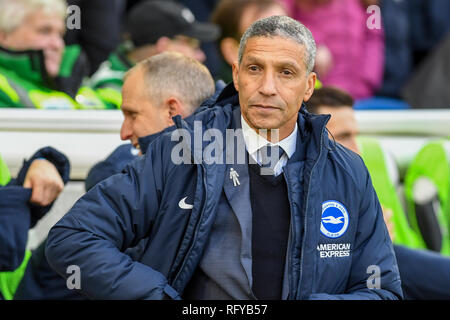 26 gennaio 2019, Falmer Stadium, Brighton, Inghilterra; Emirati FA Cup, 4° round, Brighton vs West Bromwich Albion ; Chris Hughton Manager di Brighton Credito: Phil Westlake/News immagini English Football League immagini sono soggette a licenza DataCo Foto Stock