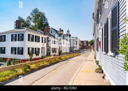 Case storiche lungo Leyden Street a Plymouth, Massachusetts Foto Stock