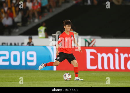 Hwang In Beom (KOR), 25 gennaio 2019 - Calcio : AFC Coppa d'asia emirati arabi uniti 2019 quaterfinals match tra Corea 0-1 Qatar all'Zayed Sport City Stadium di Abu Dhabi, negli Emirati Arabi Uniti. (Foto di Mutsu Kawamori/AFLO) [3604] Foto Stock