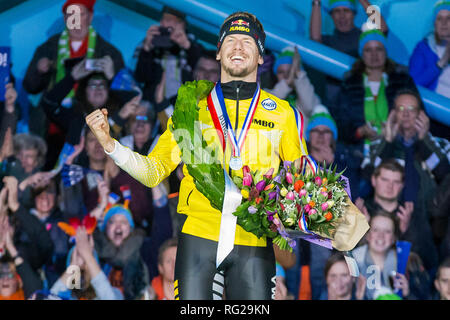 Heerenveen, Paesi Bassi. 27 gennaio, 2019. HEERENVEEN, ghiaccio Thialf Stadium, 27-01-2019 , Stagione 2018 / 2019 , olandese Allround e Sprint Campionati. campione allround Hein Otterspeer durante il NK Allround Sprint 27 Gennaio Credito: Pro scatti/Alamy Live News Foto Stock