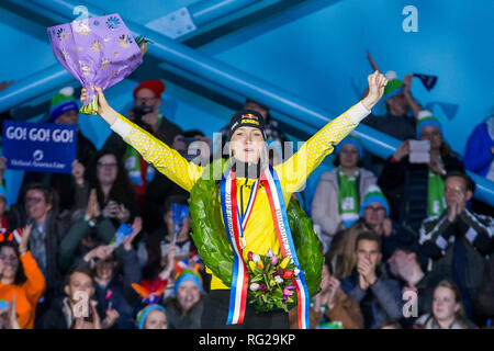 Heerenveen, Paesi Bassi. 27 gennaio, 2019. HEERENVEEN, ghiaccio Thialf Stadium, 27-01-2019 , Stagione 2018 / 2019 , olandese Allround e Sprint Campionati. campione allround Carlijn Achtereekte durante il NK Allround Sprint 27 Gennaio Credito: Pro scatti/Alamy Live News Foto Stock