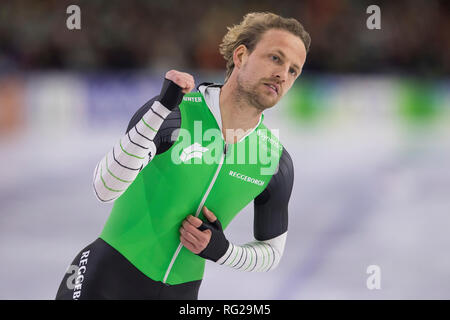 Heerenveen, Paesi Bassi. 27 gennaio, 2019. HEERENVEEN, ghiaccio Thialf Stadium, 27-01-2019 , Stagione 2018 / 2019 , olandese Allround e Sprint Campionati. 1000m uomini Michel Mulder durante il NK Allround Sprint 27 Gennaio Credito: Pro scatti/Alamy Live News Foto Stock