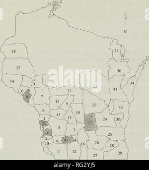. Il campo Canadese-naturalista. Storia naturale. 418 Il canadese Field-Naturalist Vol. Ill. Figura 1. Ubicazione di elicottero-base conta di il tacchino selvatico raccolto in zone di gestione nel Wiscon- peccato, 1989-1994. gregge dimensione, composizione, posizione e tempo di obser- vations il giorno dell'elicottero-base conta. I dati sono stati registrati su U. S. Geological Survey (USGS) 7,5 minuti di carte topografiche. Helicopter-Based conta di tacchini selvatici ogni THZ intervistati è stato diviso in blocchi di indagine delineato su USGS mappe topografiche utilizzando le strade, linee di alimentazione, flussi o dei boschi/aprire i bordi del campo come confini. Mo Foto Stock