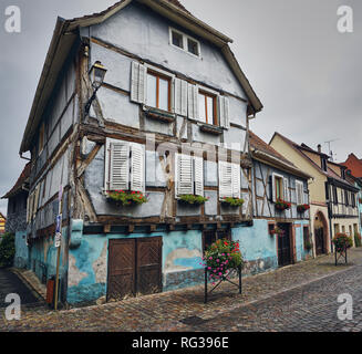 Strade di Berheim, Francia. Bergheim è un comune nel dipartimento dell'Alto Reno in Grand Est nella Francia nord-orientale Foto Stock