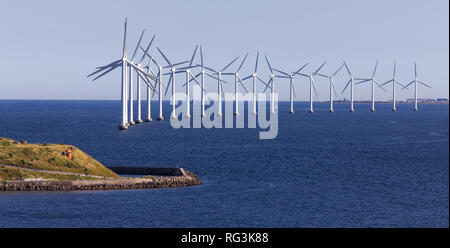 Bella isola di mulini a vento nel porto di Copenhagen Foto Stock