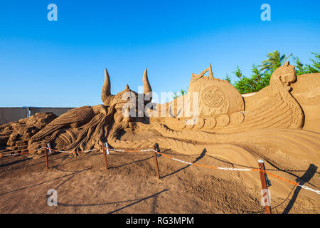 ANTALYA, Turchia - 12 settembre 2014: Sandland o la scultura di sabbia Museum è un museo a cielo aperto situato presso la spiaggia di Lara nella città di Antalya in Turchia Foto Stock