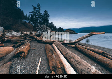 Paesaggi mozzafiato e paesaggi marini del Pacifico Nord Ovest dell isola di Bowen BC Canada vicino a Vancouver City Centre, arte della fotografia. Foto Stock