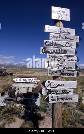 Stati Uniti d'America, Stati Uniti d'America, Arizona: la Storica Route 66, vicino Truxton. Foto Stock