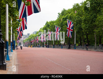 Il centro commerciale di Londra, la posizione per il cambio della guardia e Trooping del colore, England Regno Unito Foto Stock