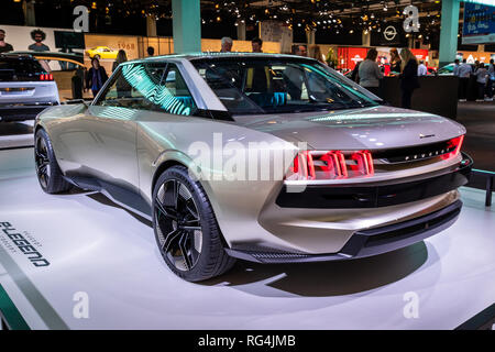 Bruxelles - Jan 18, 2019: Peugeot e-Legenda autonoma retrò concept car presentati presso la 97Bruxelles Motor Show 2019 Autosalon. Foto Stock