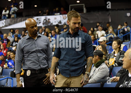 Damon Wayans, il Seann William Scott, "Arma letale' Stagione 3. Photo credit: Fox Broadcasting Co. / Hollywood archivio (2019) Foto Stock