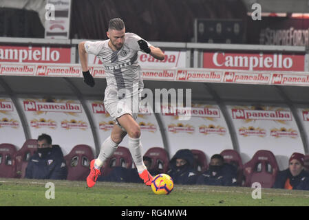 Torino, Italia. Il 27 gennaio 2019. Milano Skriniar (FC Internazionale) durante la Serie A TIM partita di calcio tra Torino FC ed FC Internazionale Milano allo Stadio Grande Torino il 27 gennaio, 2019 a Torino, Italia. Credito: FABIO PETROSINO/Alamy Live News Foto Stock
